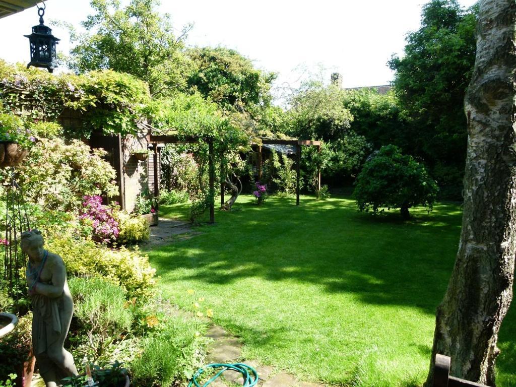 Iolanthe Bed and Breakfast Λονδίνο Εξωτερικό φωτογραφία